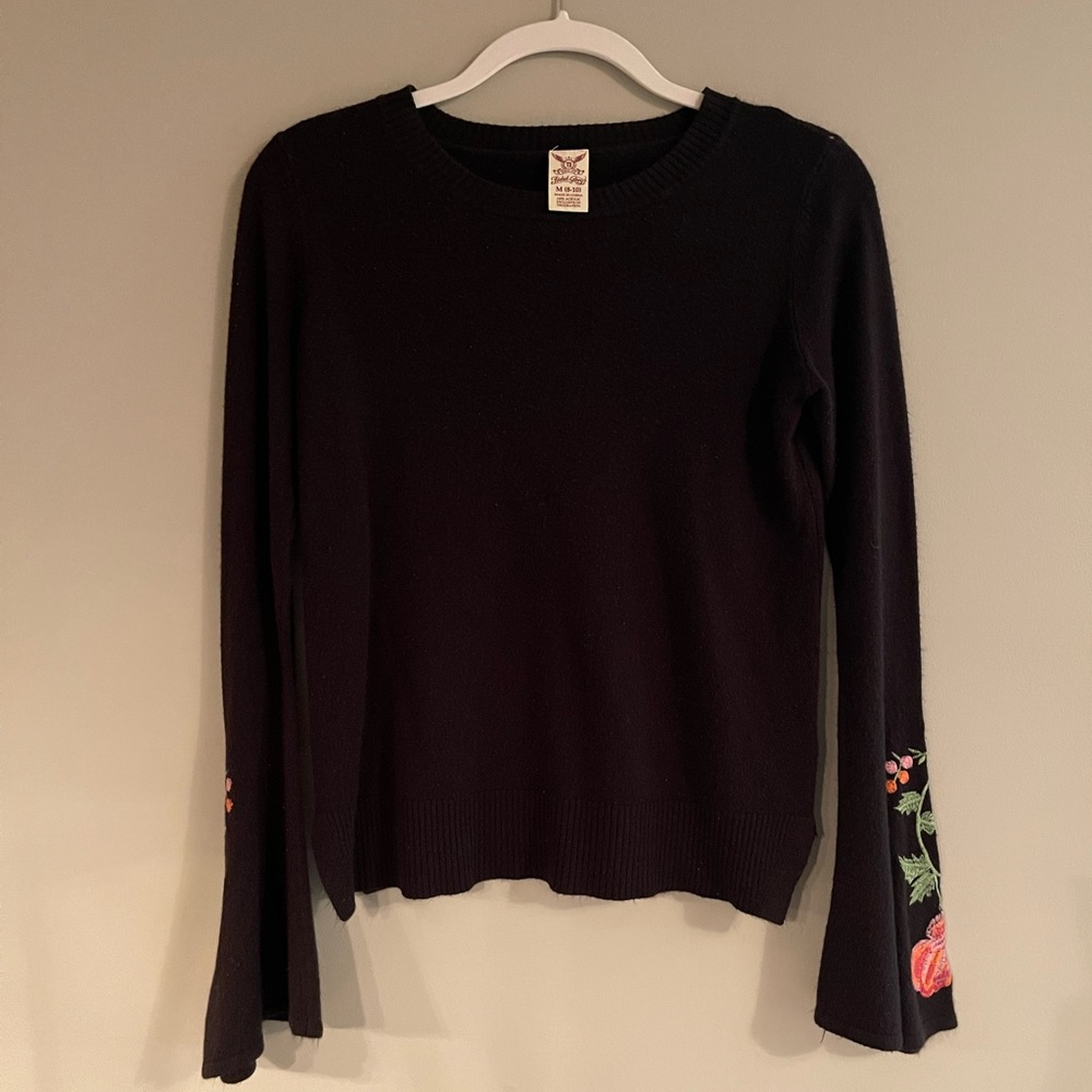 Sweater with floral bell sleeves